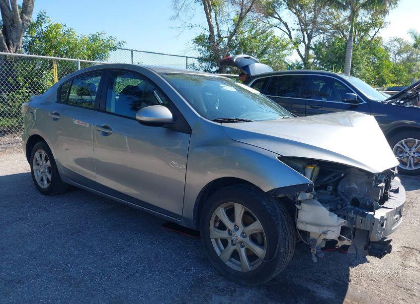 2010 Mazda Mazda3 I TOURING (VIN JM1BL1SF4A1145450) main photo