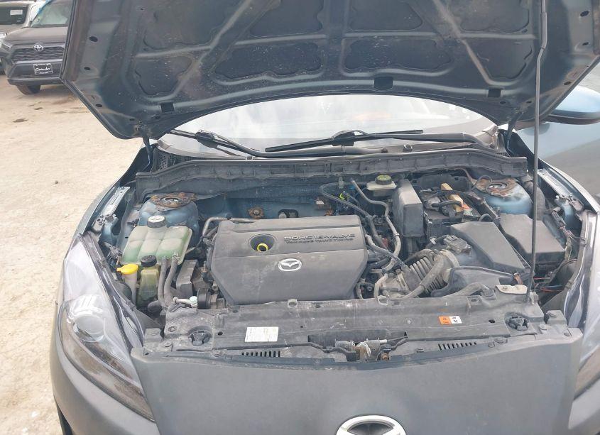 Photo 10 of 2010 Mazda Mazda3 I SPORT (VIN JM1BL1SF4A1157484)