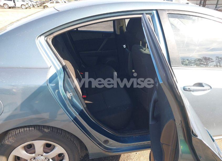 Photo 8 of 2010 Mazda Mazda3 (VIN JM1BL1SF4A1185852)