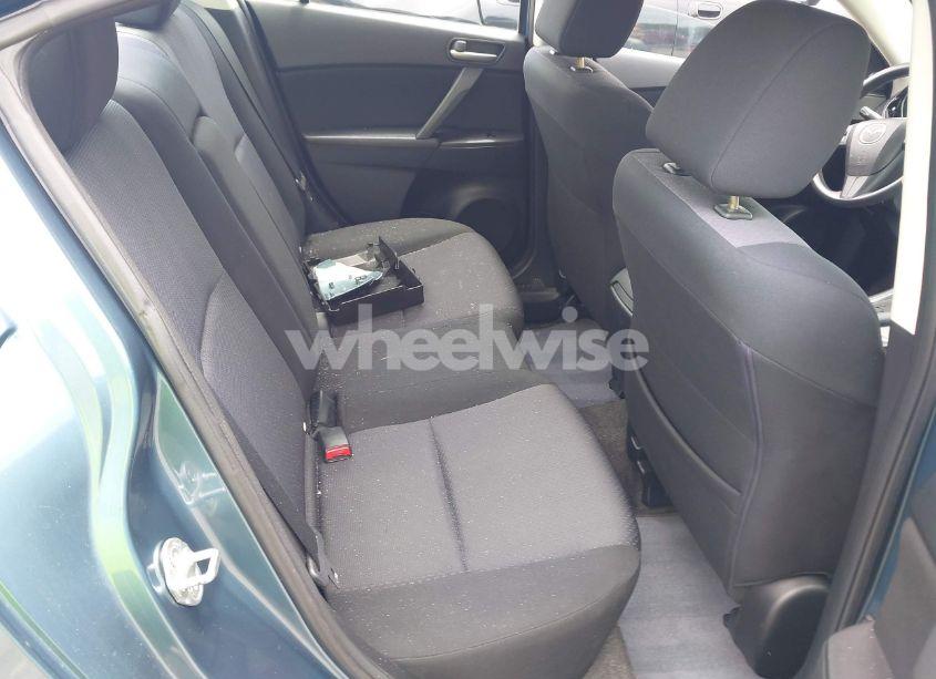 Photo 8 of 2010 Mazda Mazda3 I TOURING (VIN JM1BL1SF4A1228151)