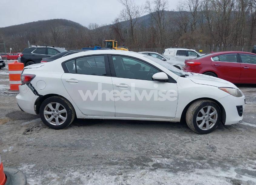 Photo 13 of 2010 Mazda Mazda3 I TOURING (VIN JM1BL1SF4A1236315)