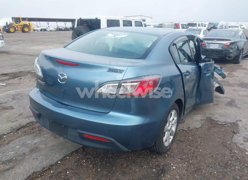 Photo 4 of 2010 Mazda Mazda3 I TOURING (VIN JM1BL1SF4A1292769)