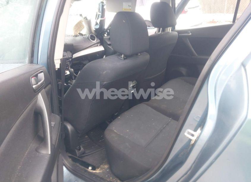 Photo 8 of 2010 Mazda Mazda3 I TOURING (VIN JM1BL1SF4A1292769)