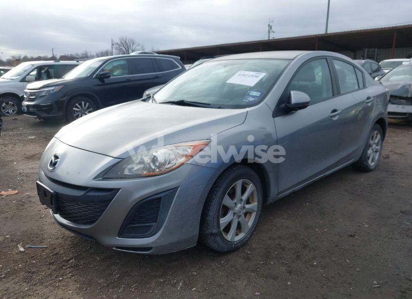 Photo 2 of 2010 Mazda Mazda3 I TOURING (VIN JM1BL1SF4A1323146)