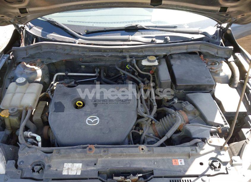 Photo 10 of 2010 Mazda Mazda3 I TOURING (VIN JM1BL1SF4A1335684)