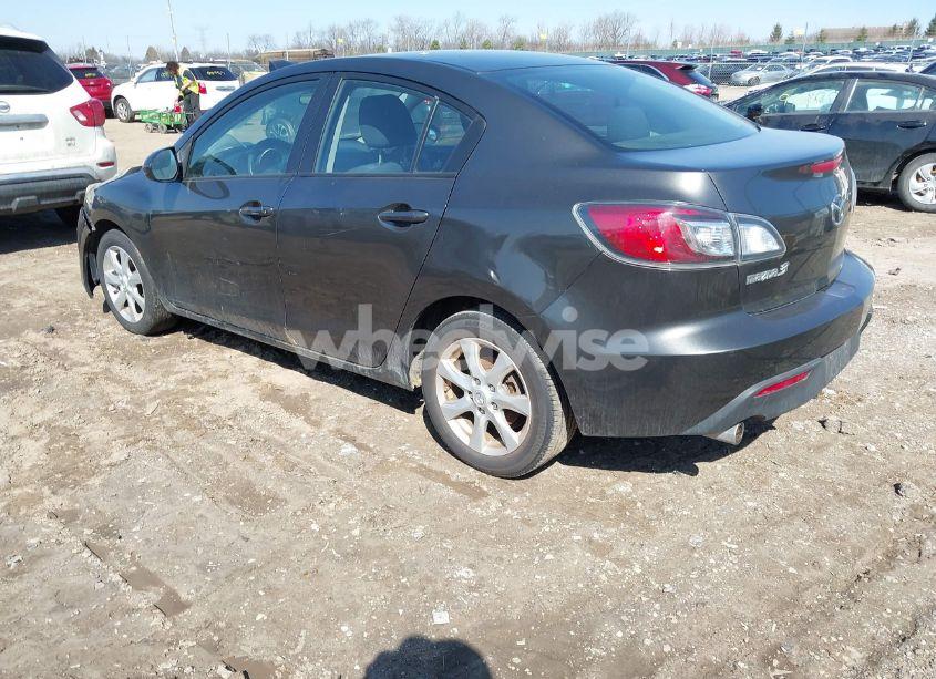 Photo 3 of 2010 Mazda Mazda3 I TOURING (VIN JM1BL1SF4A1335684)