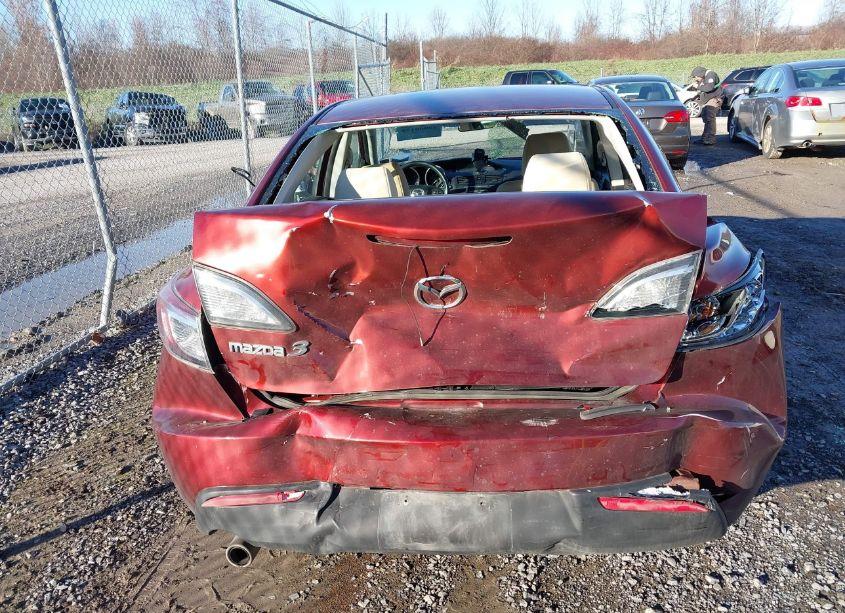 Photo 16 of 2010 Mazda Mazda3 I TOURING (VIN JM1BL1SF4A1342778)