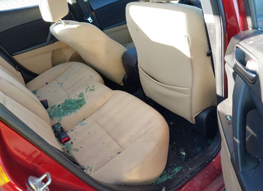 Photo 8 of 2010 Mazda Mazda3 I TOURING (VIN JM1BL1SF4A1342778)