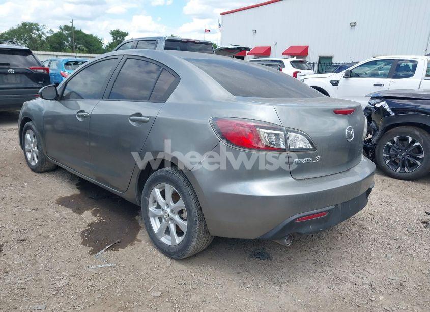 Photo 3 of 2010 Mazda Mazda3 (VIN JM1BL1SF4A1352047)