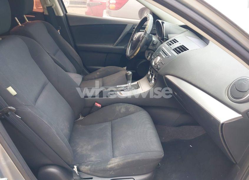 Photo 5 of 2010 Mazda Mazda3 (VIN JM1BL1SF4A1352047)