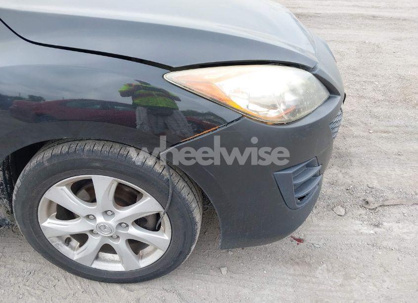 Photo 14 of 2010 Mazda Mazda3 I TOURING (VIN JM1BL1SF5A1138877)