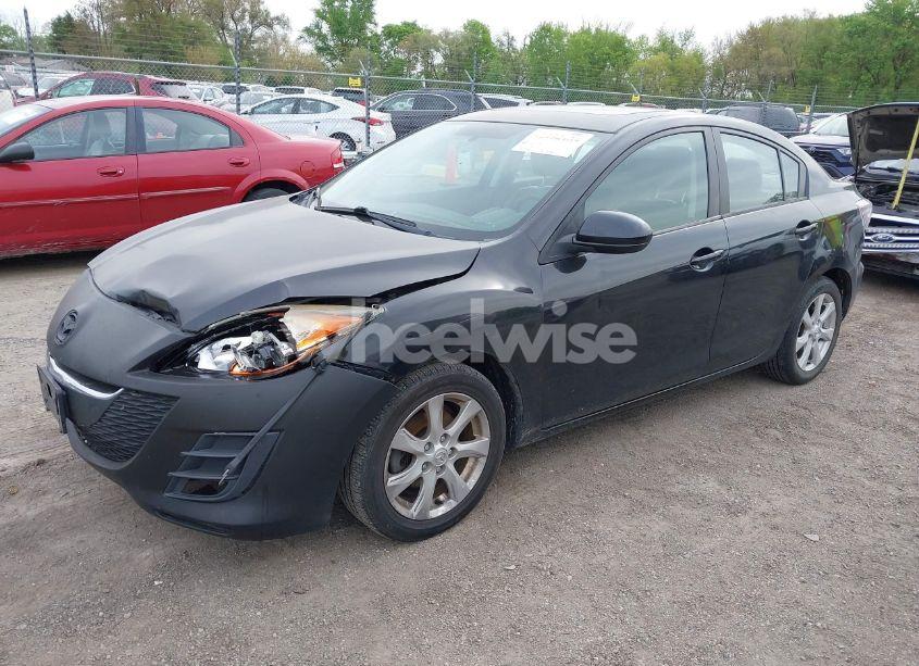 Photo 2 of 2010 Mazda Mazda3 I TOURING (VIN JM1BL1SF5A1138877)