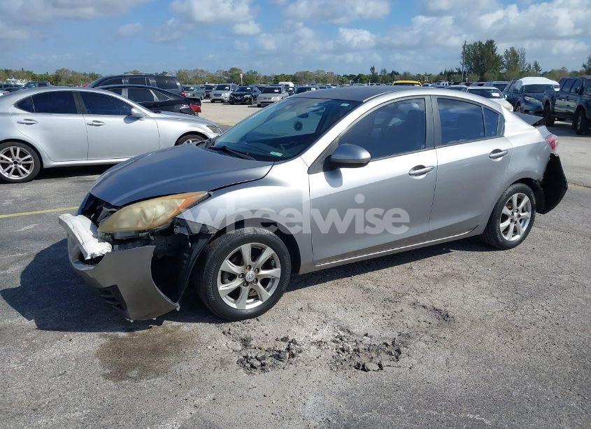 Photo 2 of 2010 Mazda Mazda3 I TOURING (VIN JM1BL1SF5A1143951)