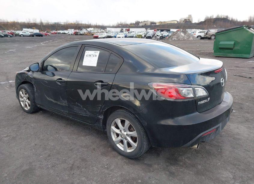 Photo 3 of 2010 Mazda Mazda3 I TOURING (VIN JM1BL1SF5A1179459)