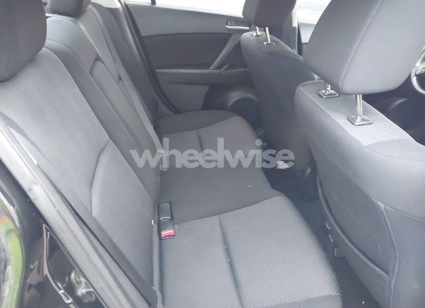 Photo 8 of 2010 Mazda Mazda3 I TOURING (VIN JM1BL1SF5A1179459)