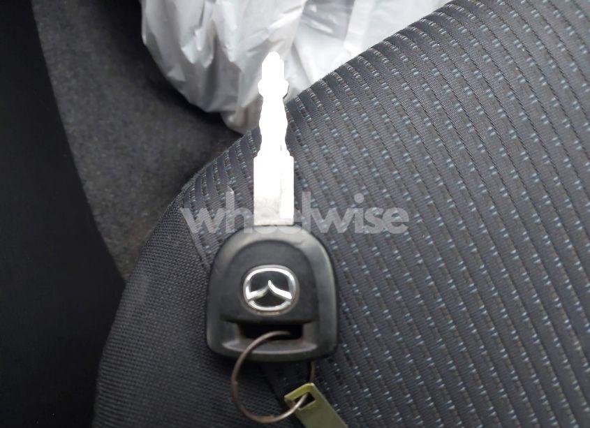 Photo 11 of 2010 Mazda Mazda3 I SPORT (VIN JM1BL1SF5A1270084)