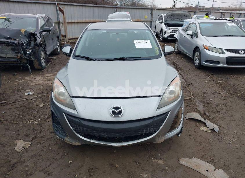 Photo 12 of 2010 Mazda Mazda3 I SPORT (VIN JM1BL1SF5A1270084)