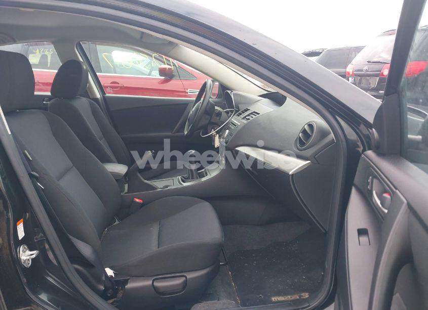 Photo 5 of 2010 Mazda Mazda3 I TOURING (VIN JM1BL1SF5A1315296)