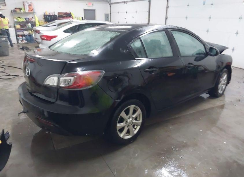 Photo 4 of 2010 Mazda Mazda3 I TOURING (VIN JM1BL1SF5A1323205)