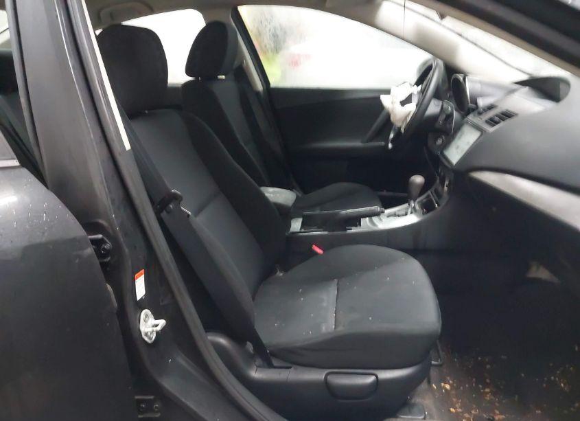 Photo 5 of 2010 Mazda Mazda3 I TOURING (VIN JM1BL1SF5A1323205)