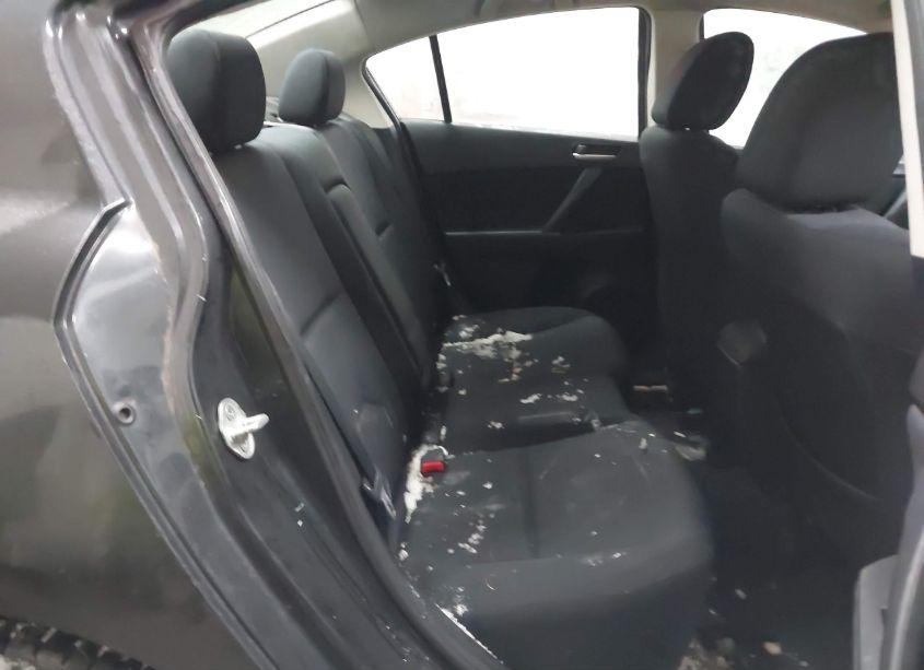 Photo 8 of 2010 Mazda Mazda3 I TOURING (VIN JM1BL1SF5A1323205)