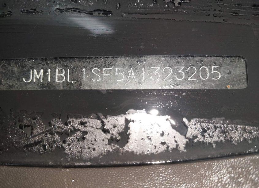 Photo 9 of 2010 Mazda Mazda3 I TOURING (VIN JM1BL1SF5A1323205)