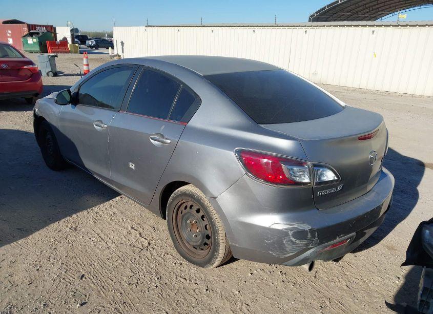 Photo 3 of 2010 Mazda Mazda3 I SPORT (VIN JM1BL1SF6A1161200)