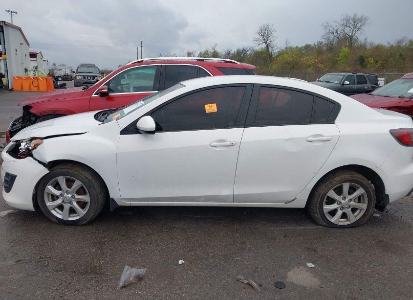 Photo 14 of 2010 Mazda Mazda3 I TOURING (VIN JM1BL1SF6A1225820)