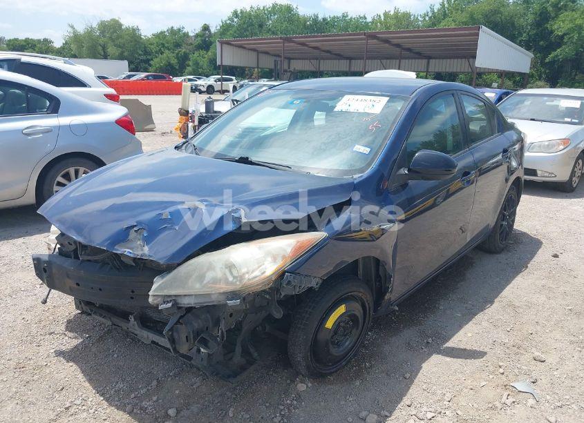 Photo 2 of 2010 Mazda Mazda3 I SPORT (VIN JM1BL1SF6A1259417)