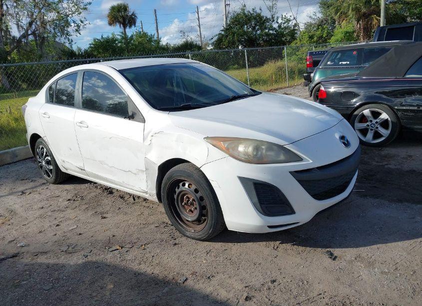 2010 Mazda Mazda3 I SPORT (VIN JM1BL1SF6A1276170) main photo