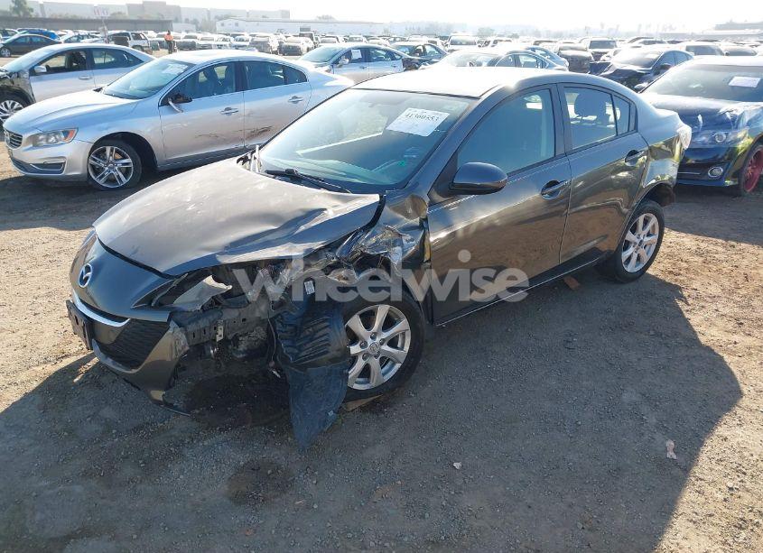 Photo 2 of 2010 Mazda Mazda3 I TOURING (VIN JM1BL1SF6A1317493)