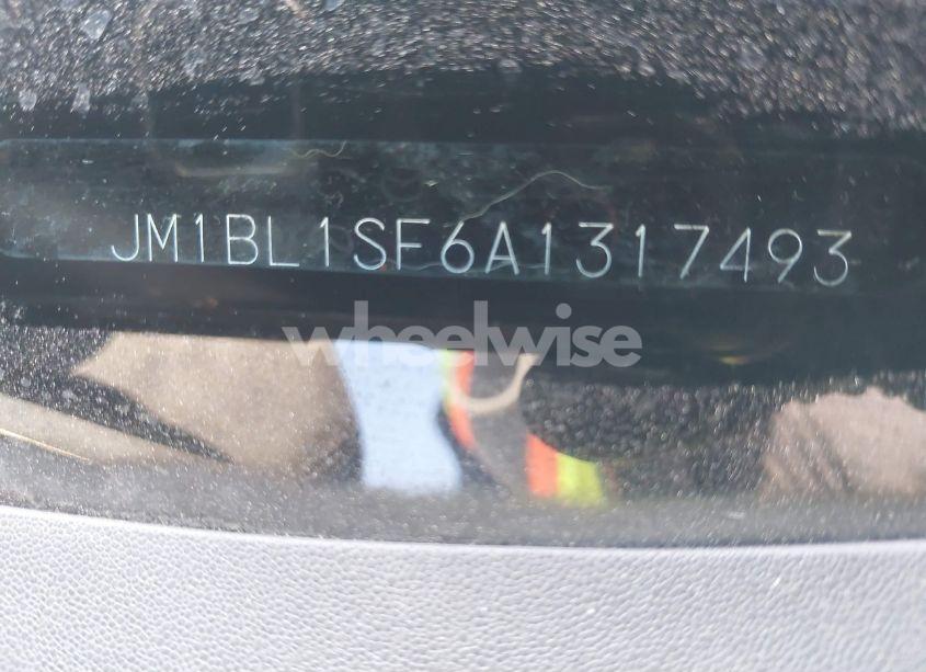 Photo 9 of 2010 Mazda Mazda3 I TOURING (VIN JM1BL1SF6A1317493)