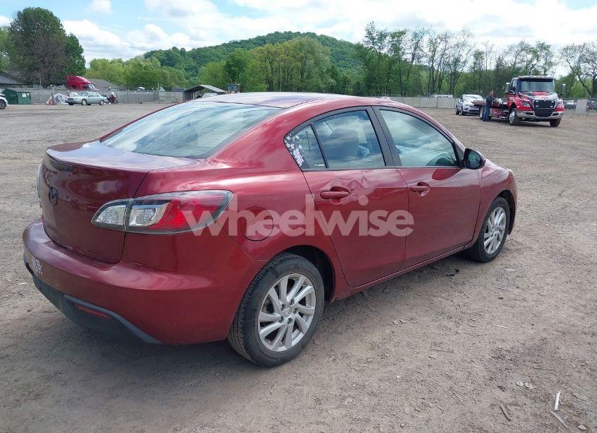 Photo 4 of 2010 Mazda Mazda3 I TOURING (VIN JM1BL1SF7A1136337)