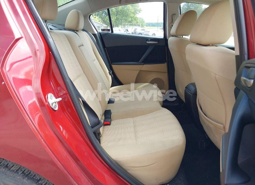 Photo 8 of 2010 Mazda Mazda3 I TOURING (VIN JM1BL1SF7A1136337)