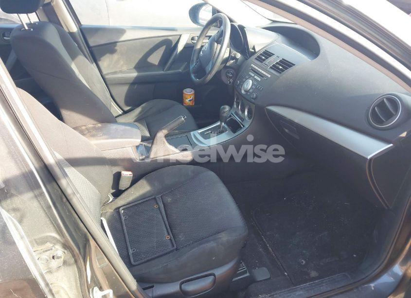 Photo 5 of 2010 Mazda Mazda3 I TOURING (VIN JM1BL1SF7A1142493)