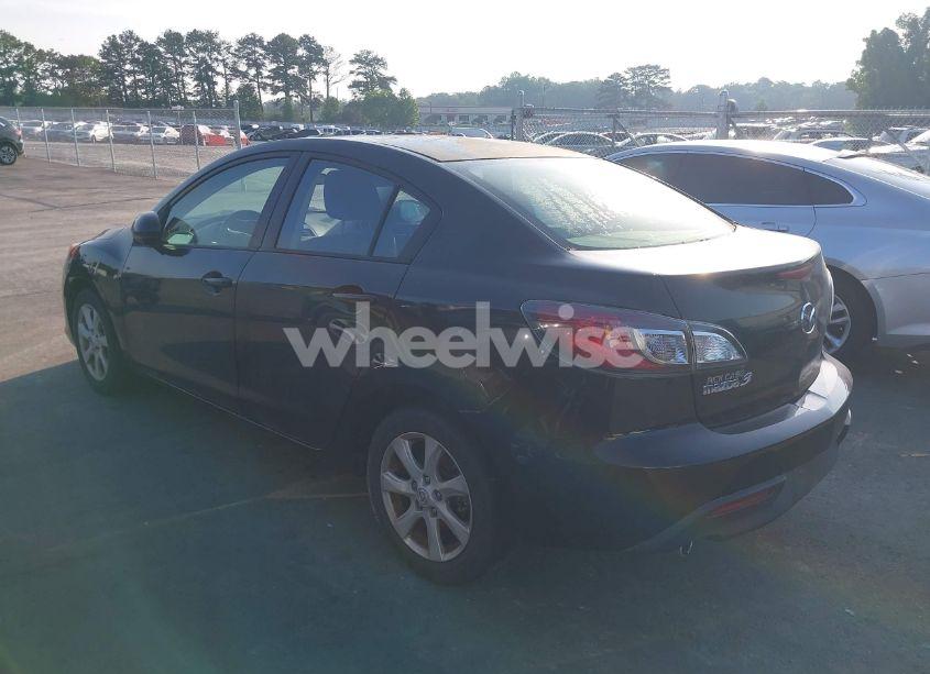 Photo 3 of 2010 Mazda Mazda3 I TOURING (VIN JM1BL1SF7A1149072)