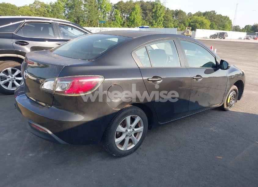 Photo 4 of 2010 Mazda Mazda3 I TOURING (VIN JM1BL1SF7A1149072)
