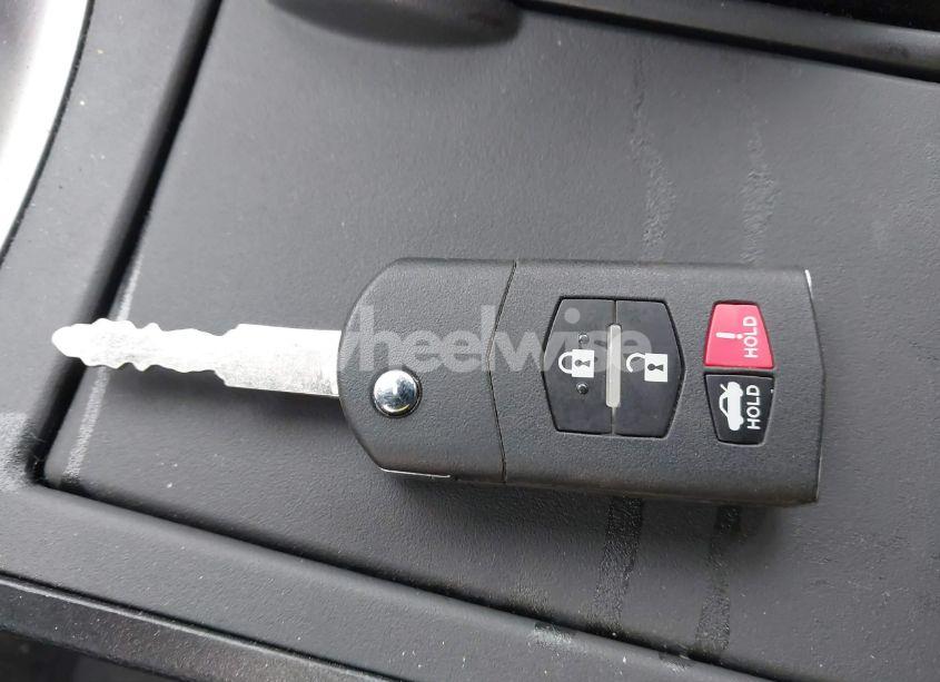 Photo 11 of 2010 Mazda Mazda3 I TOURING (VIN JM1BL1SF7A1277831)