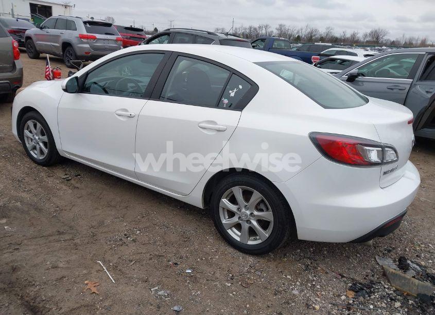Photo 3 of 2010 Mazda Mazda3 I TOURING (VIN JM1BL1SF7A1277831)
