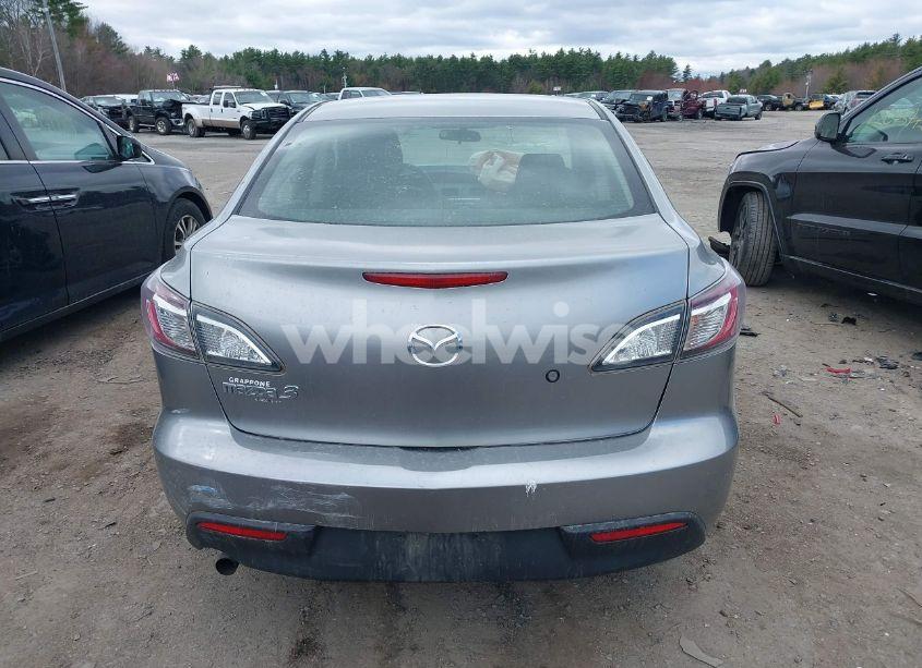 Photo 17 of 2010 Mazda Mazda3 I SPORT (VIN JM1BL1SF7A1322587)