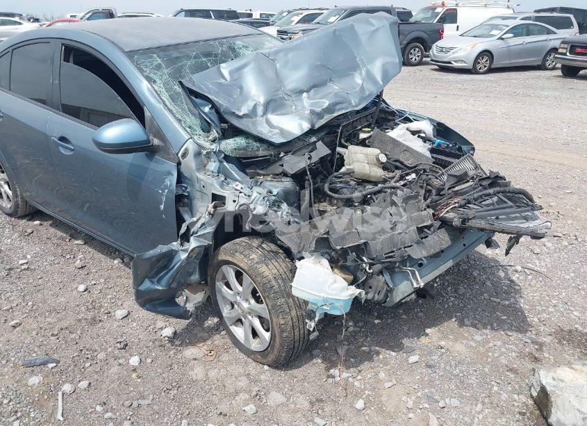 Photo 6 of 2010 Mazda Mazda3 I TOURING (VIN JM1BL1SF8A1162686)