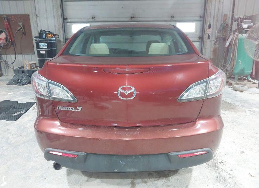 Photo 16 of 2010 Mazda Mazda3 I TOURING (VIN JM1BL1SF8A1212924)