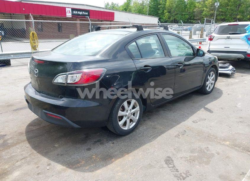 Photo 4 of 2010 Mazda Mazda3 I TOURING (VIN JM1BL1SF8A1252985)