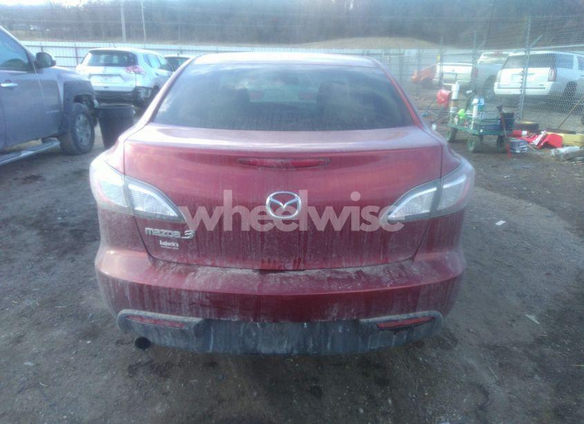 Photo 16 of 2010 Mazda Mazda3 I TOURING (VIN JM1BL1SF8A1267275)
