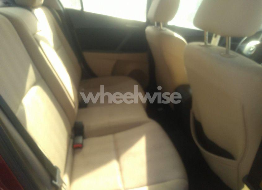 Photo 8 of 2010 Mazda Mazda3 I TOURING (VIN JM1BL1SF8A1267275)