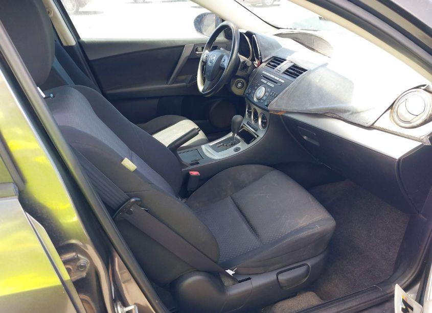 Photo 5 of 2010 Mazda Mazda3 I TOURING (VIN JM1BL1SF9A1206582)