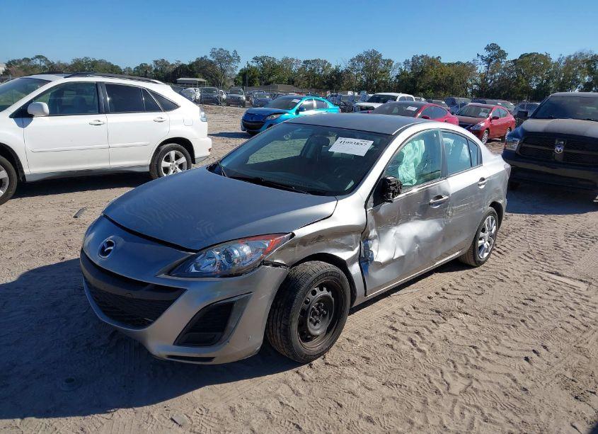 Photo 2 of 2010 Mazda Mazda3 I SPORT (VIN JM1BL1SF9A1306293)