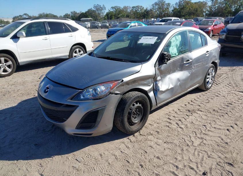 Photo 6 of 2010 Mazda Mazda3 I SPORT (VIN JM1BL1SF9A1306293)