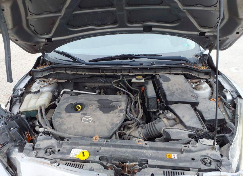 Photo 10 of 2010 Mazda Mazda3 I TOURING (VIN JM1BL1SF9A1338693)