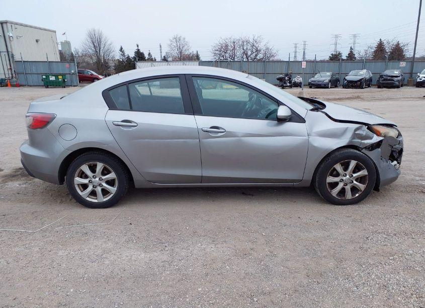 Photo 13 of 2010 Mazda Mazda3 I TOURING (VIN JM1BL1SF9A1338693)